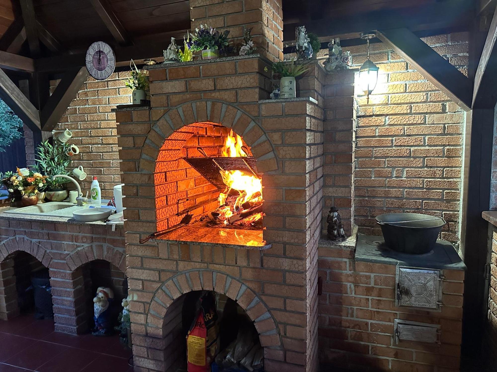 Hotel Casa Antonia Chiscau Zewnętrze zdjęcie