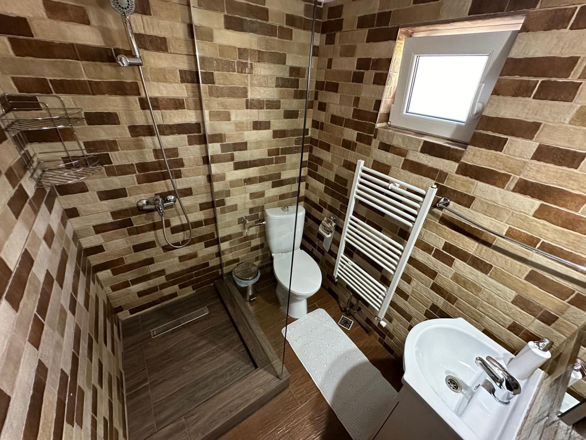 Hotel Casa Antonia Chiscau Zewnętrze zdjęcie